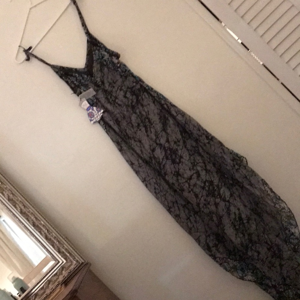 B & K Moda sheath dress